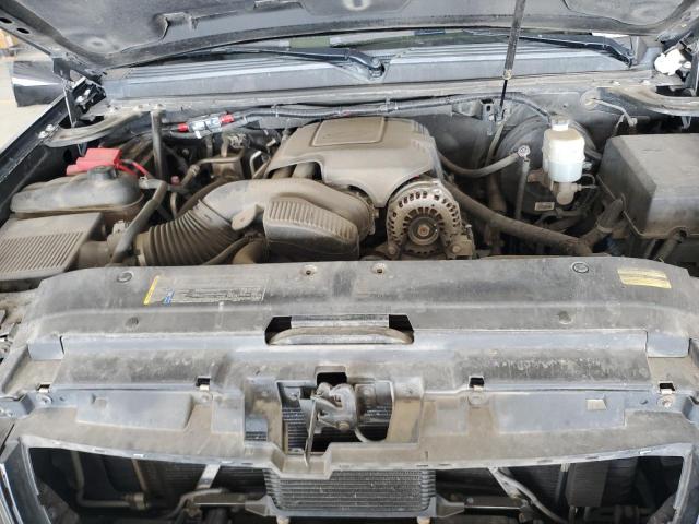 GMC Yukon Denali Image 9