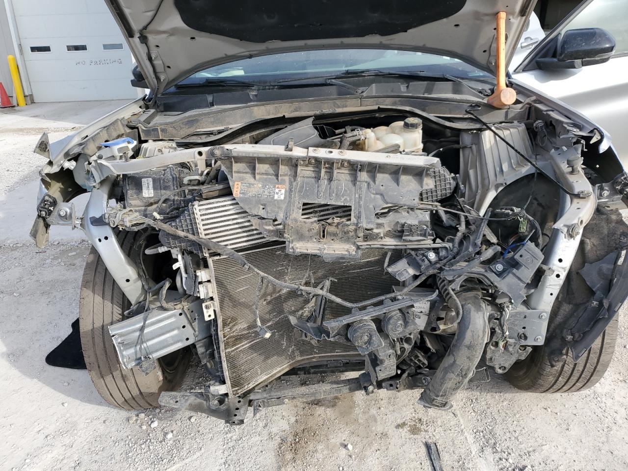 Ford Explorer Limited Image 9