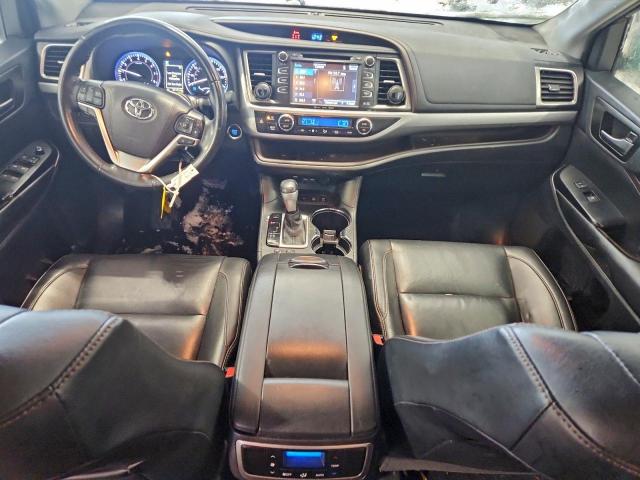 Toyota Highlander Se Image 6