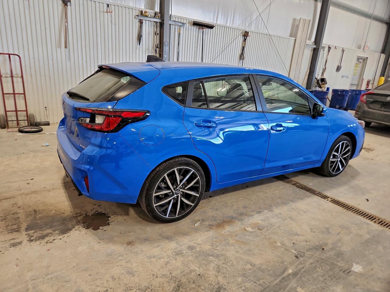 Subaru Impreza Sport Image 3