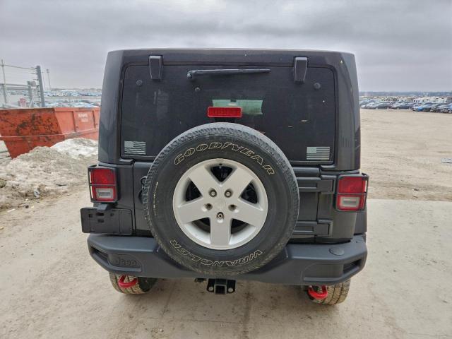 Jeep Wrangler Rubicon Image 6