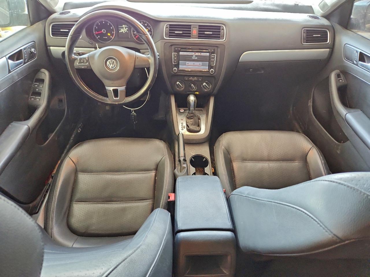 Volkswagen Jetta Se Image 7