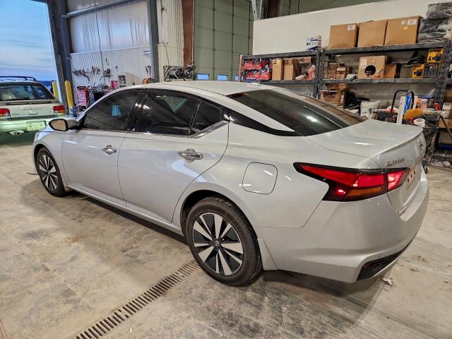 Nissan Altima Sl Image 3