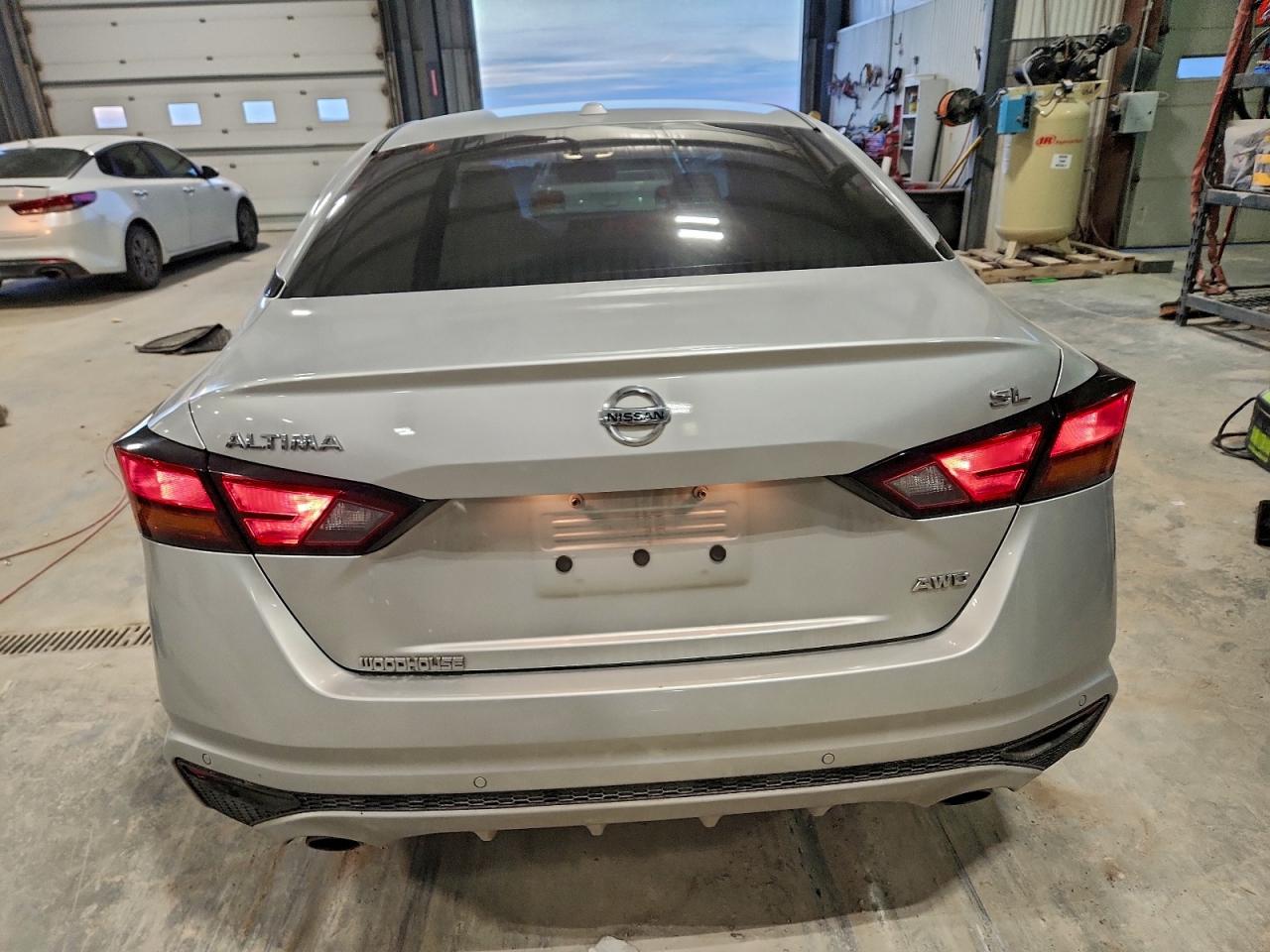 Nissan Altima Sl Image 8