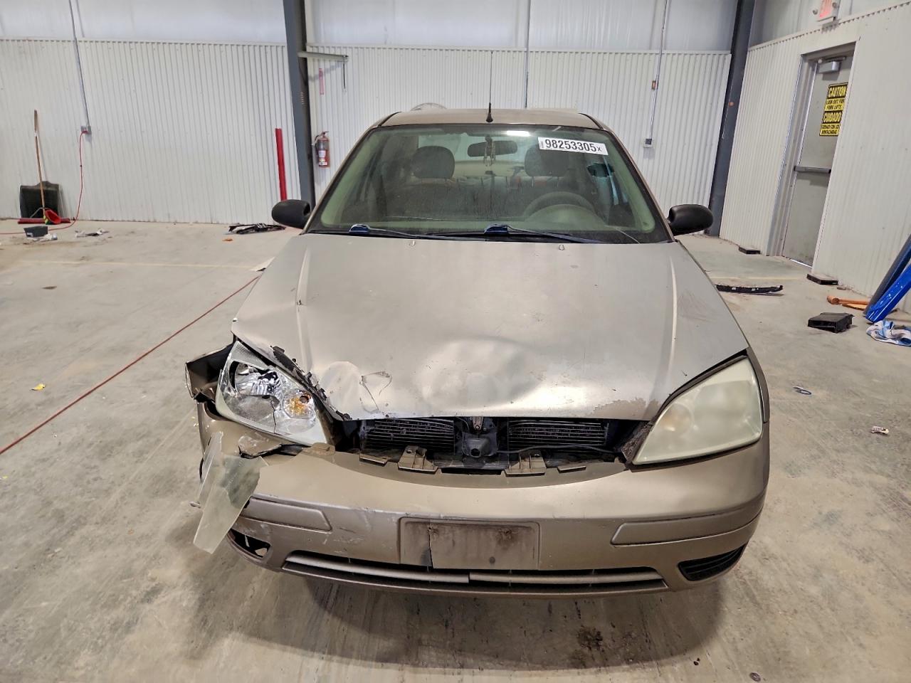 Ford Focus Zx4 Image 12