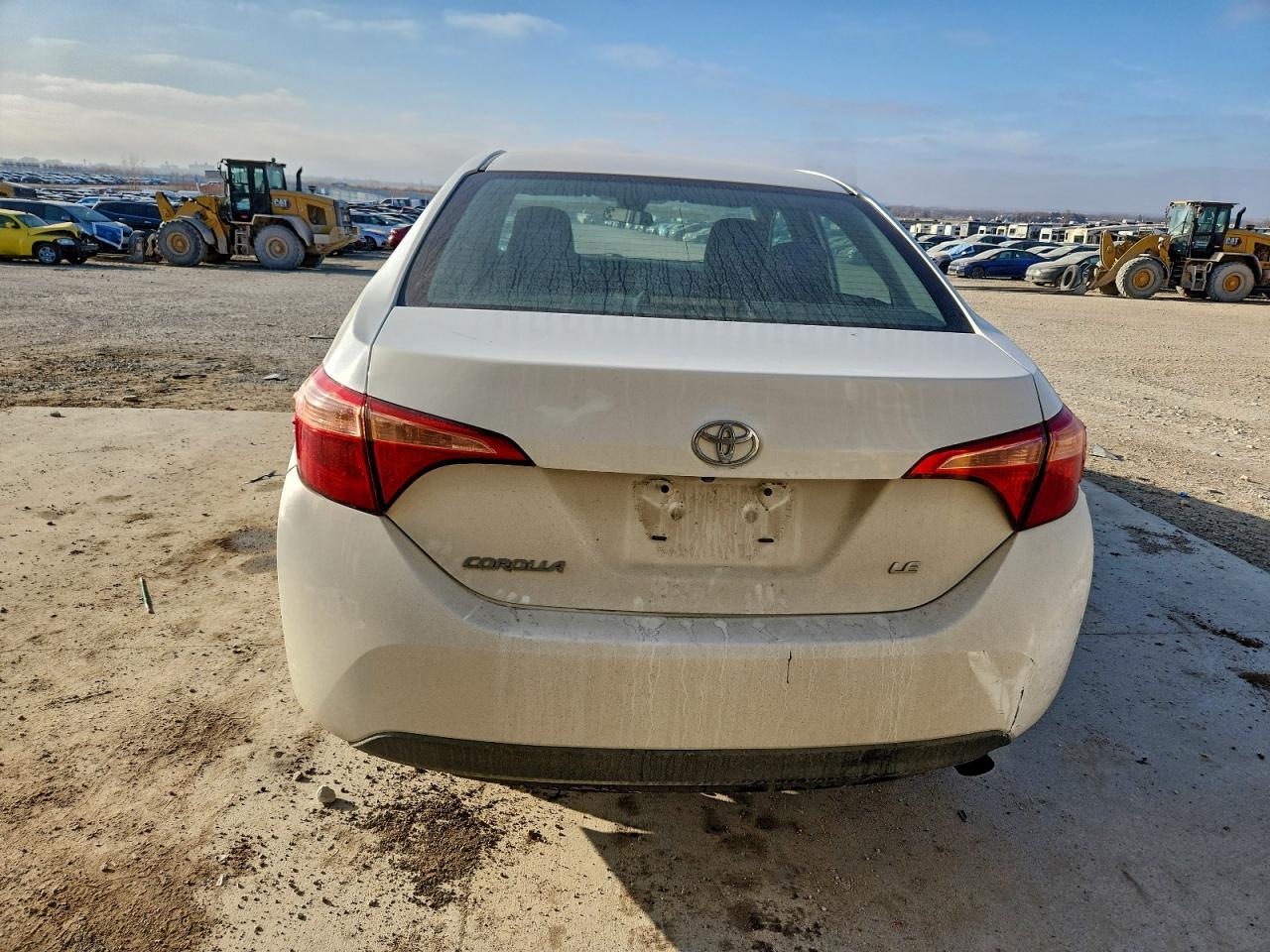 Toyota Corolla L Image 2