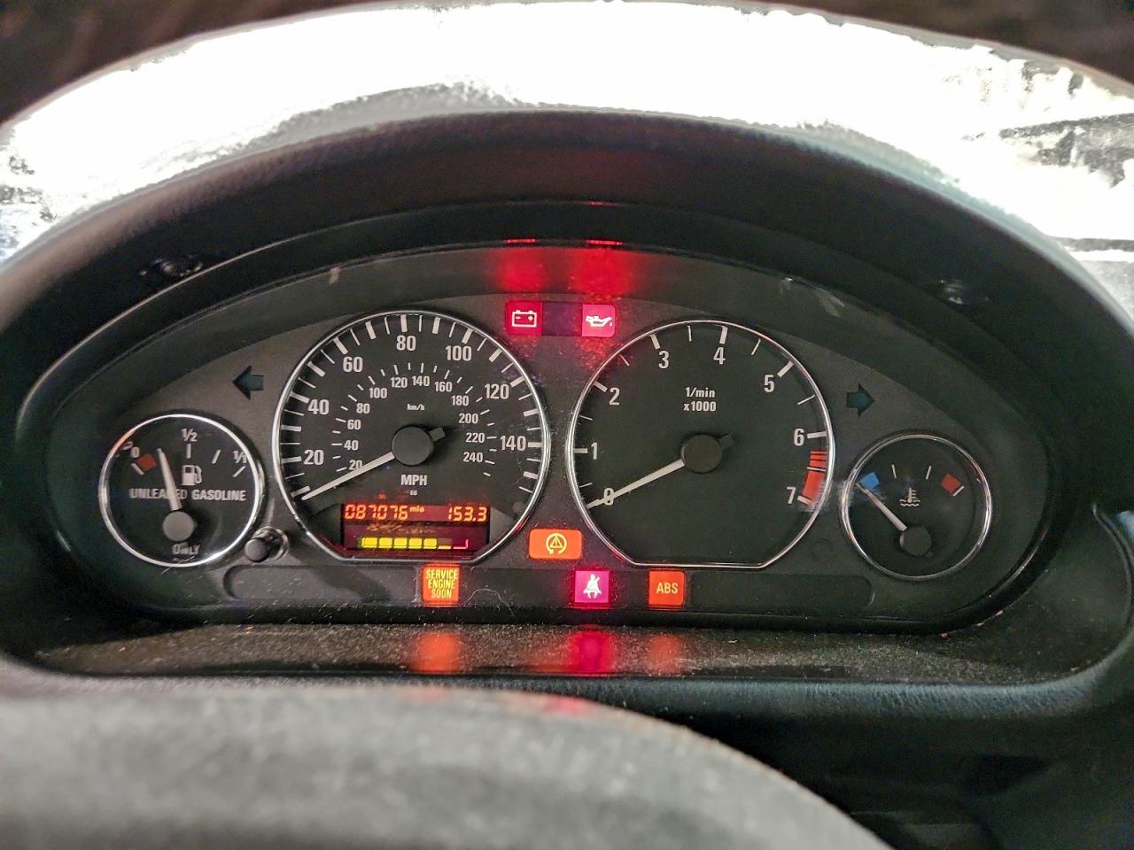 BMW Z Series 2.3 Image 4