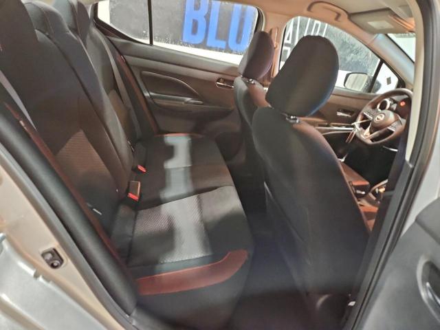 Nissan Versa Sr Image 9