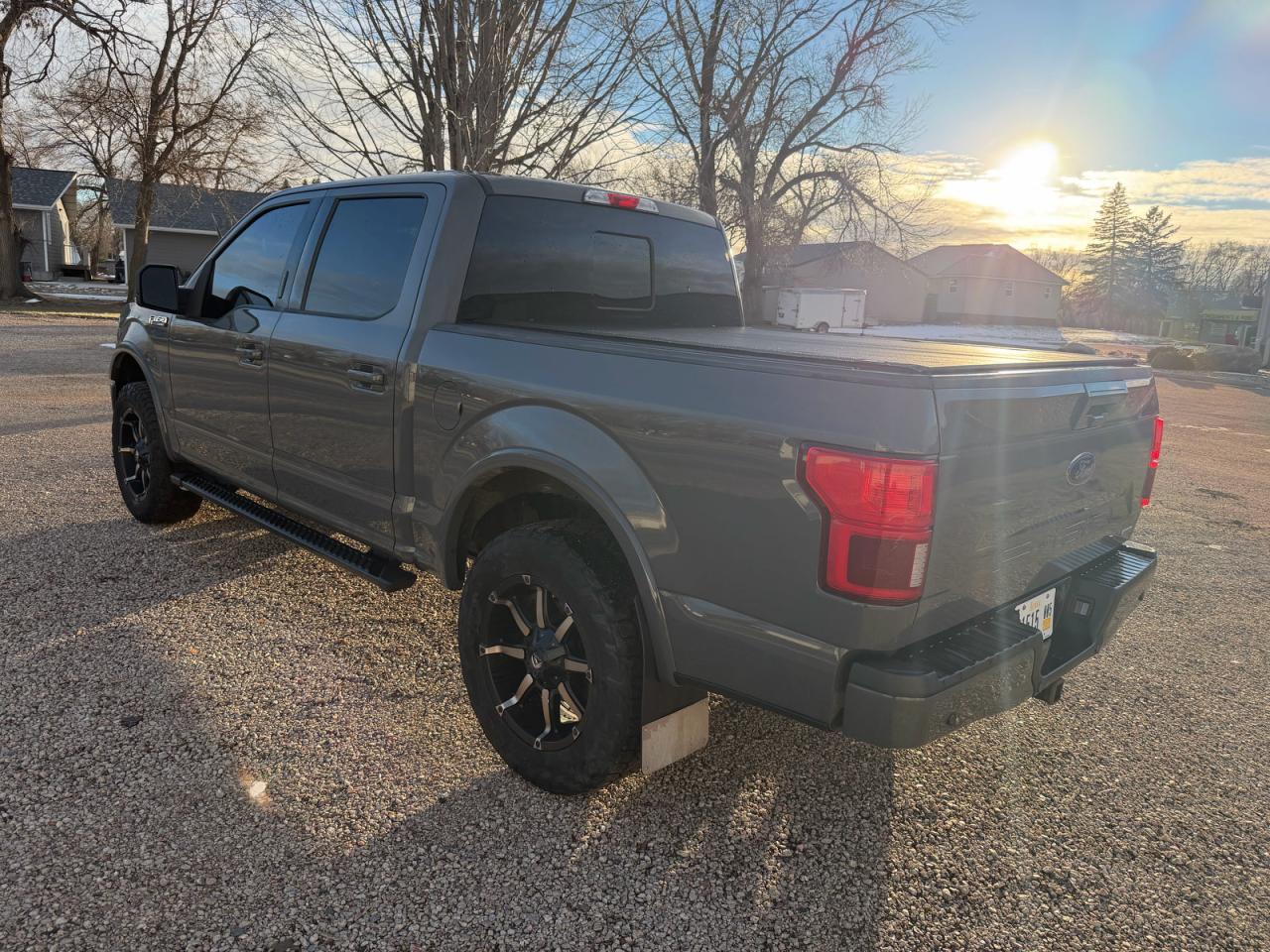 Ford F-150 Supercrew Image 4