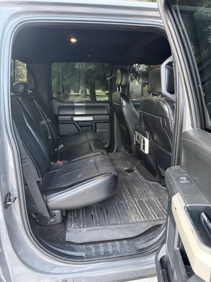 Ford F-150 Supercrew Image 2