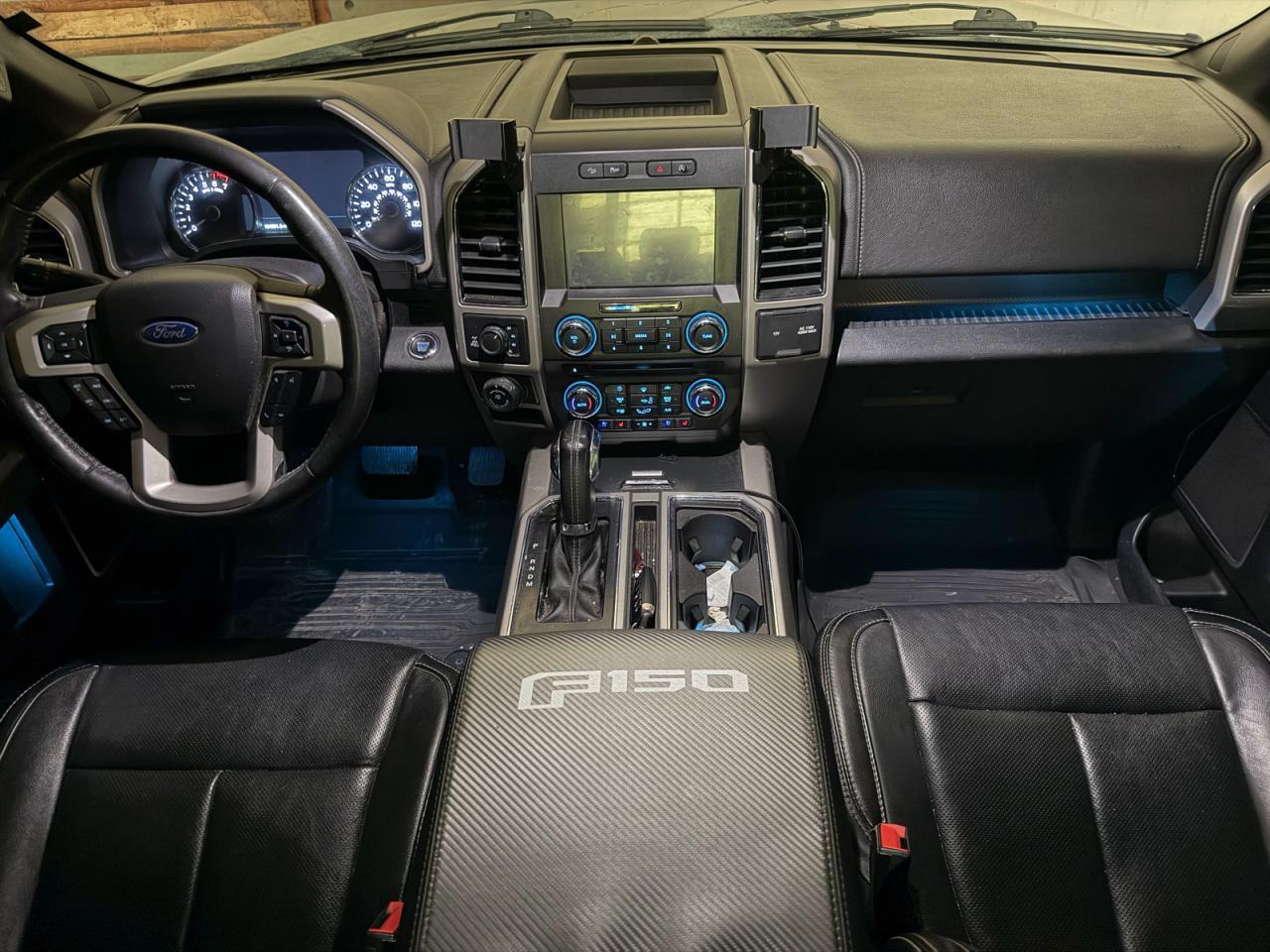 Ford F-150 Supercrew Image 8