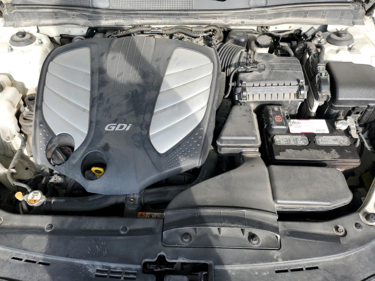 Kia Cadenza Premium Image 8