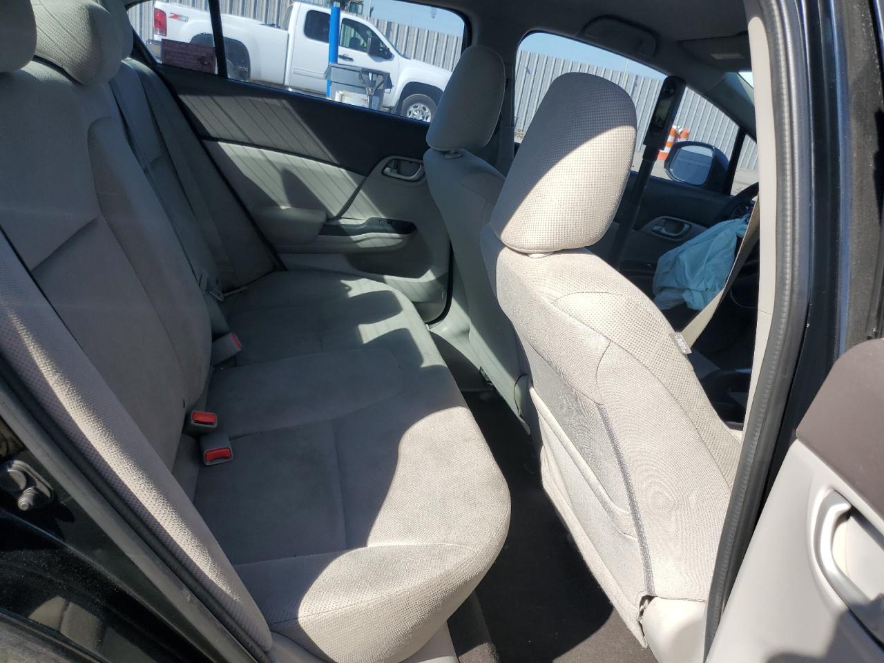 Honda Civic Lx Image 9