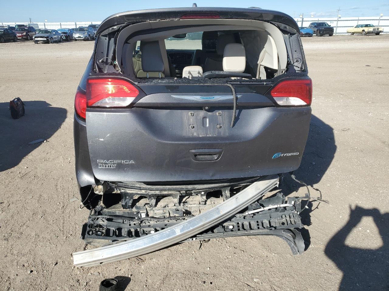 Chrysler Pacifica Hybrid Limited Image 9