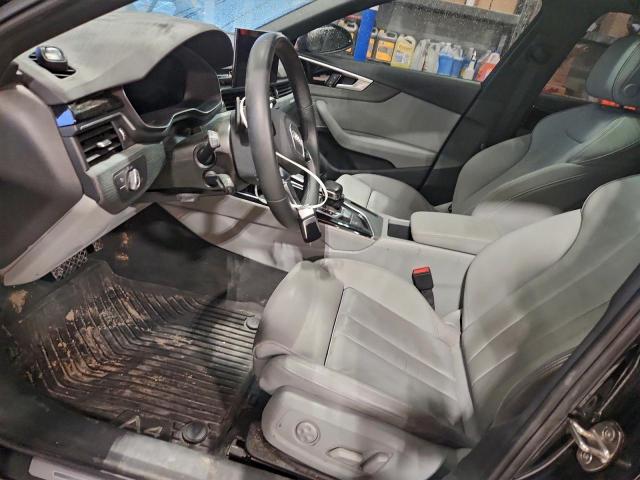 Audi A4 Premium Plus 45 Image 3