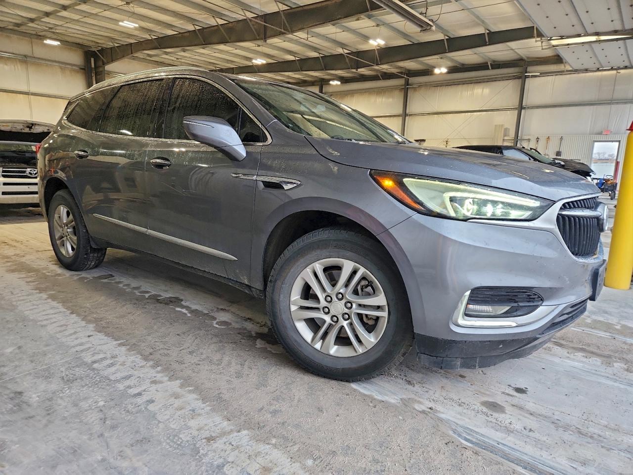 Buick Enclave Essence Image 4