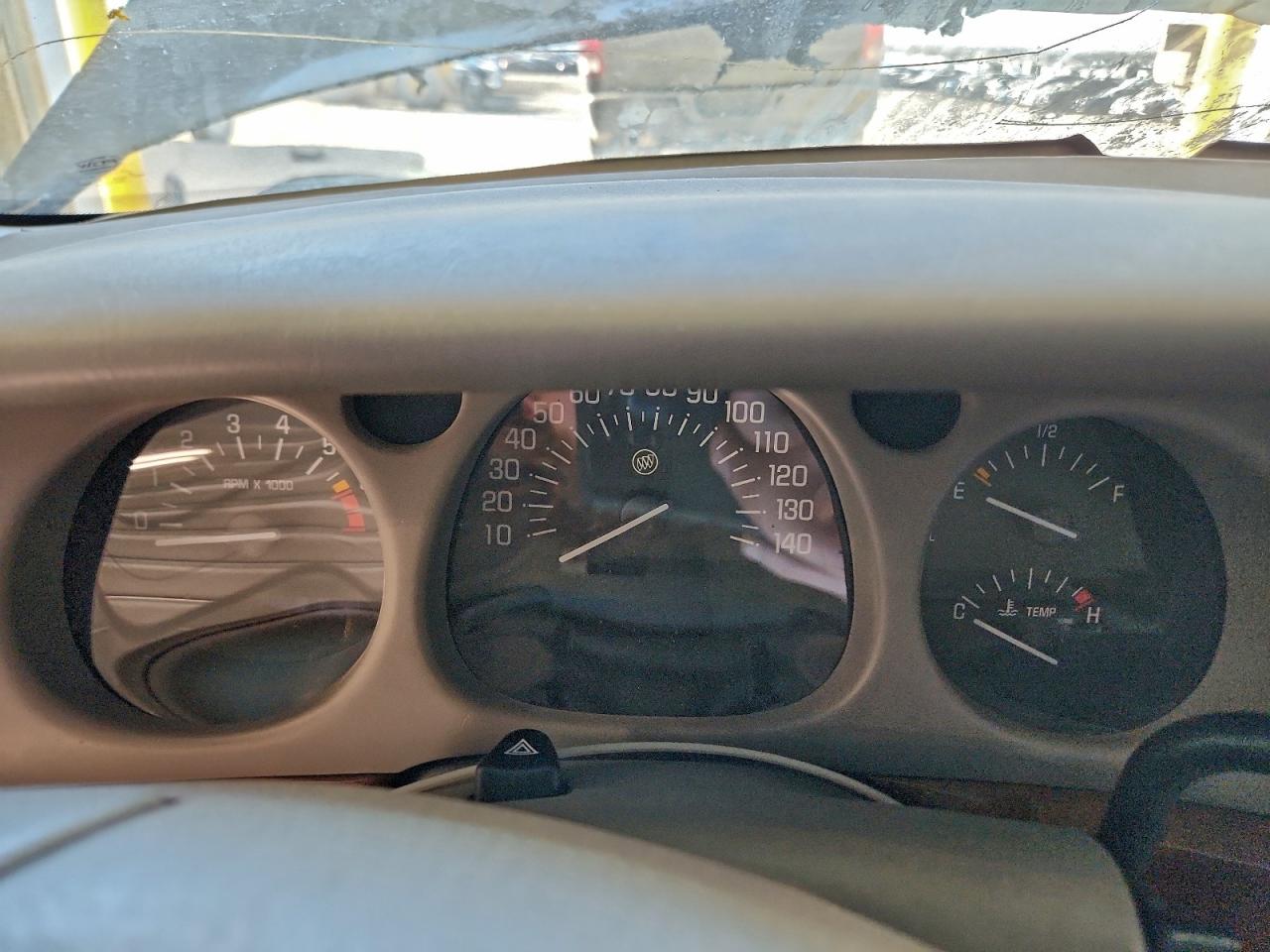 Buick LeSabre Limited Image 7