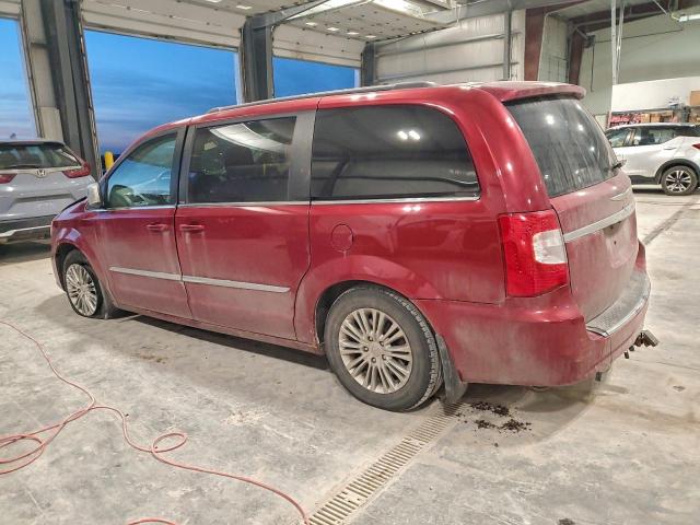 Chrysler Minivan Touring L Image 6