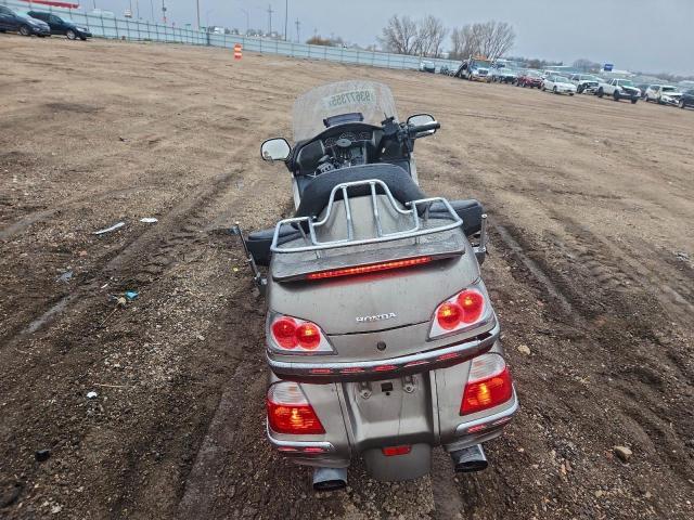 Honda Gl Cycle Image 3