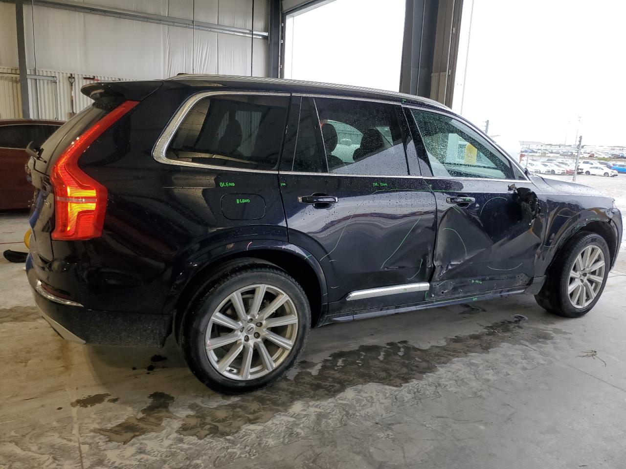 Volvo XC90 T6 Image 7