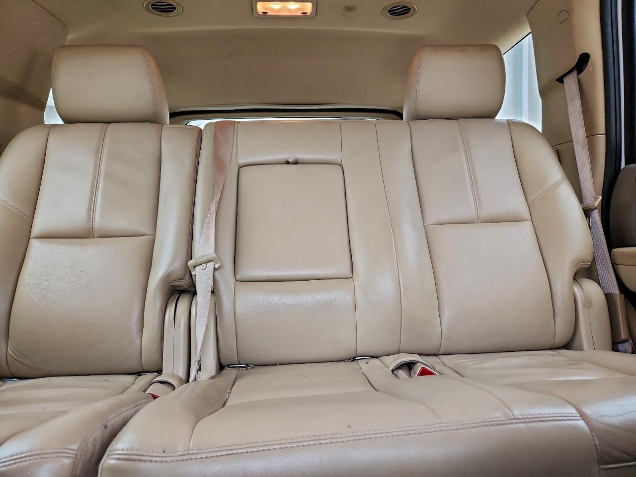 Chevrolet Tahoe K1500 Lt Image 3