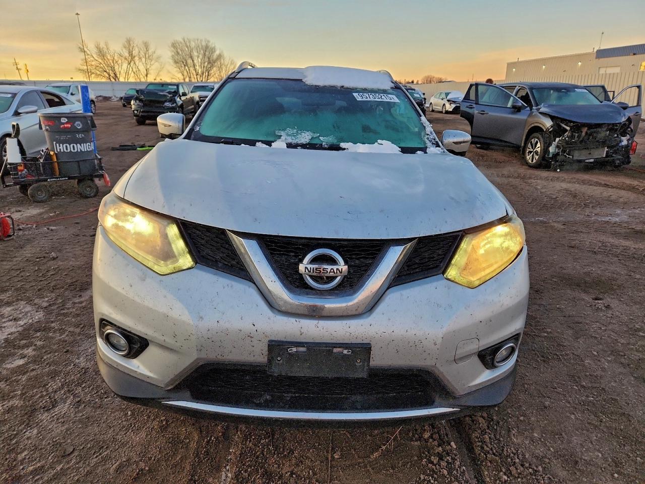Nissan Rogue S Image 5