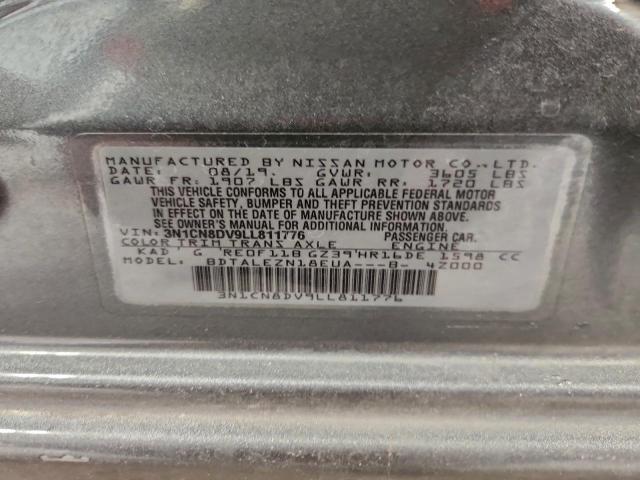 Nissan Versa S Image 9