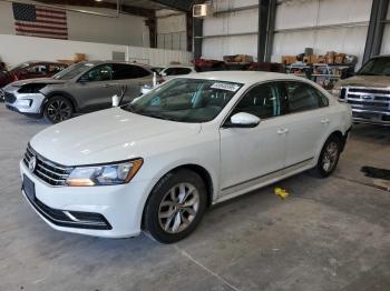  Salvage Volkswagen Passat
