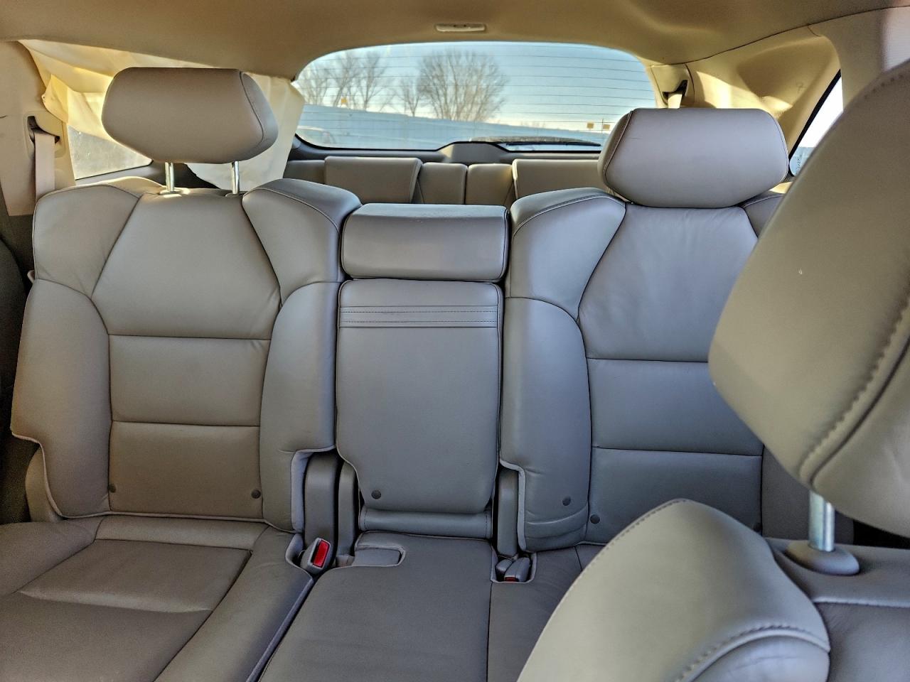 Acura MDX Image 6