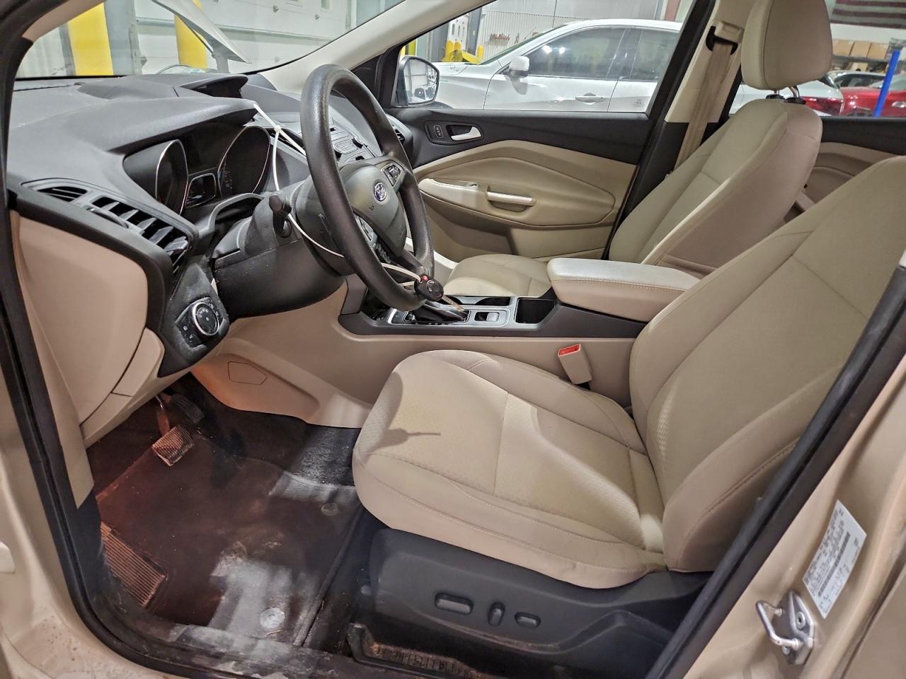 Ford Escape Se Image 9