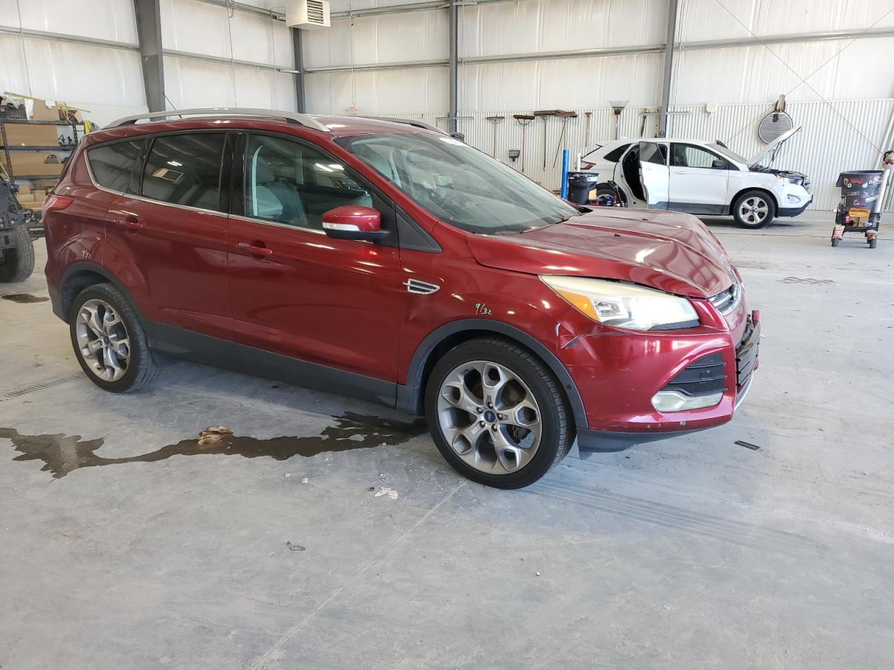 Ford Escape Titanium Image 2