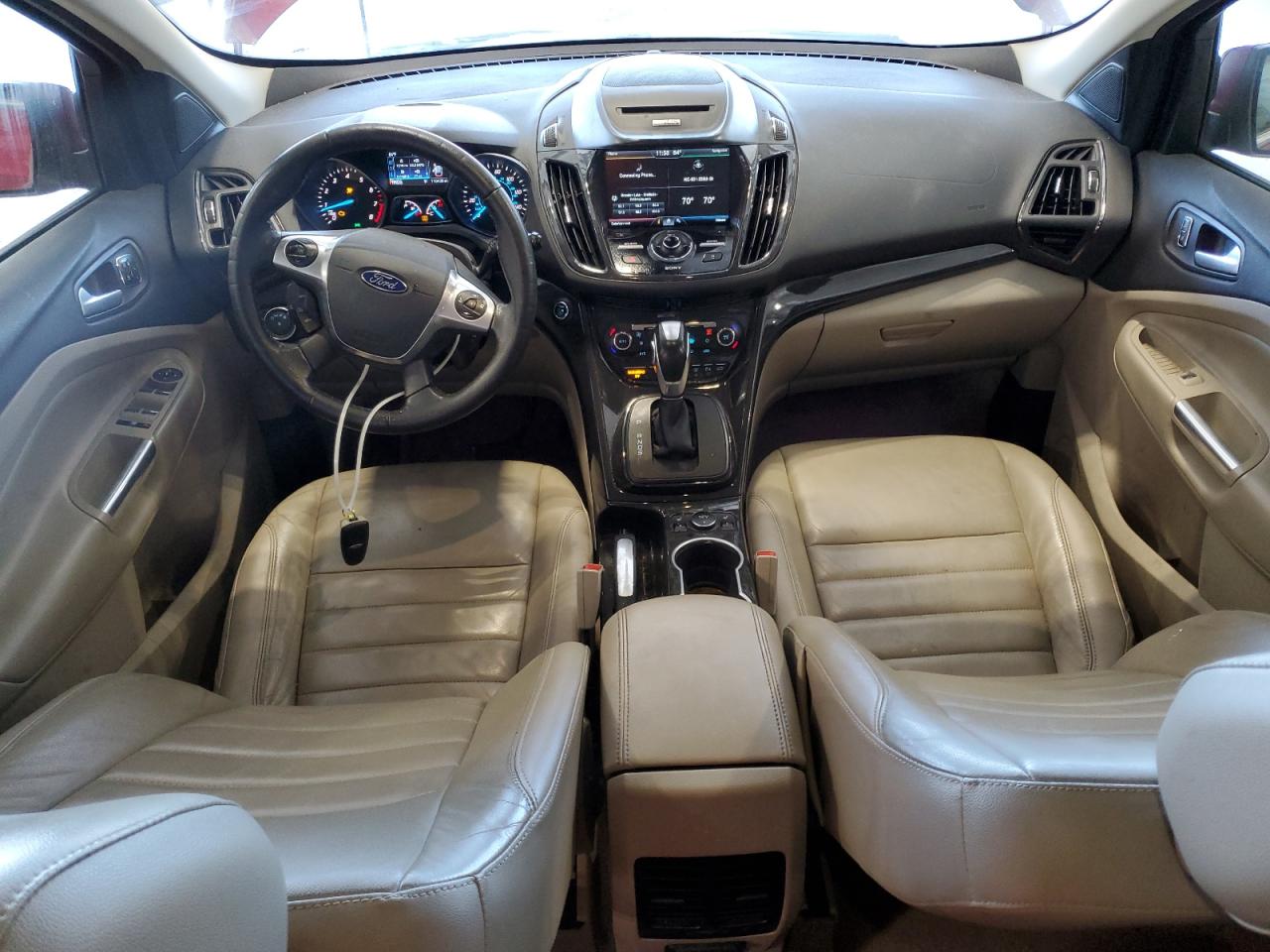 Ford Escape Titanium Image 4