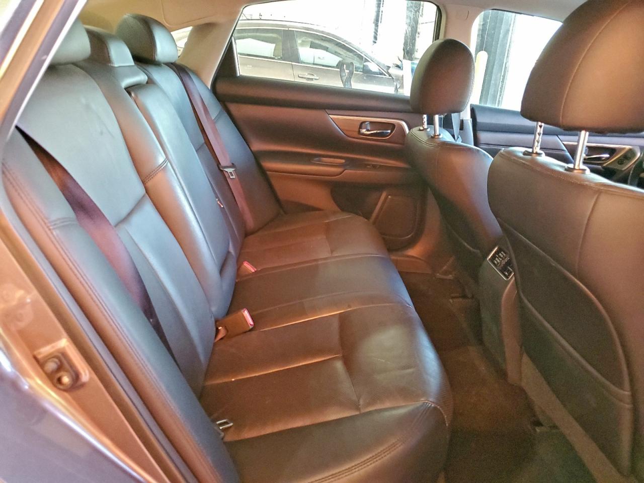 Nissan Altima 2.5 Image 7