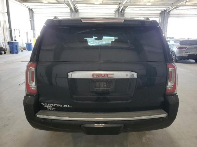 GMC Yukon Denali Image 8
