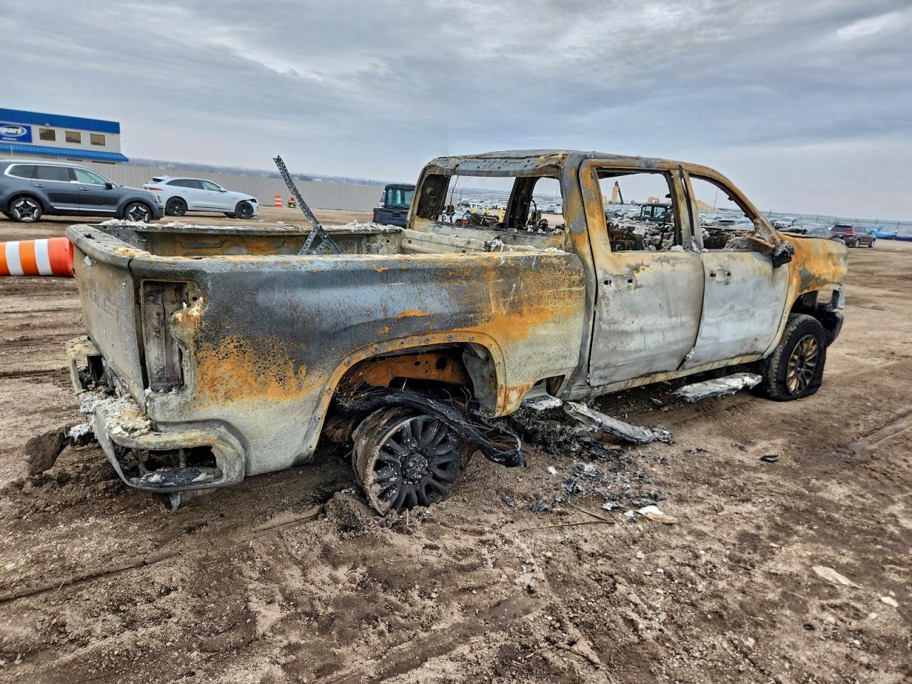 Chevrolet Silverado K2500 High Country Image 3