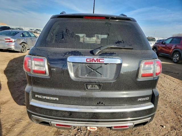 GMC Acadia Denali Image 3