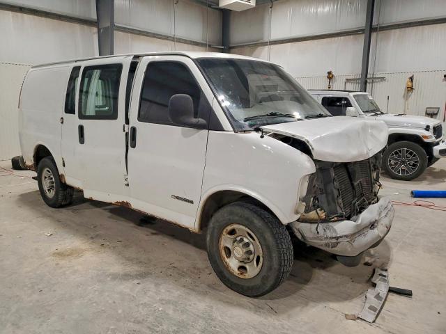 Chevrolet Express Image 6