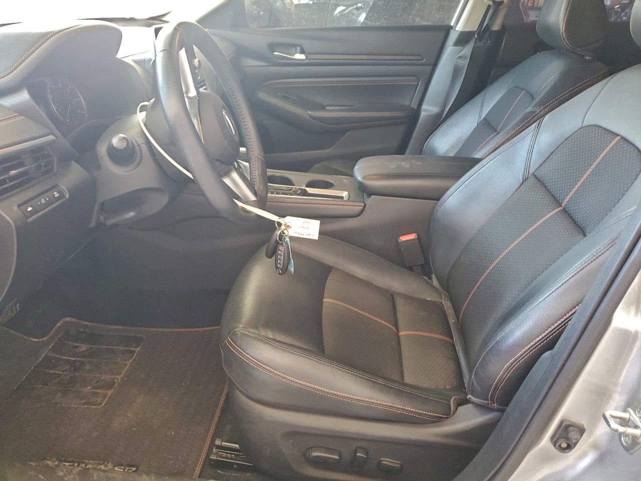 Nissan Altima Sr Image 11