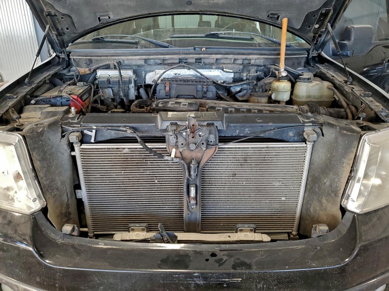 Ford F-150 Supercrew Image 3