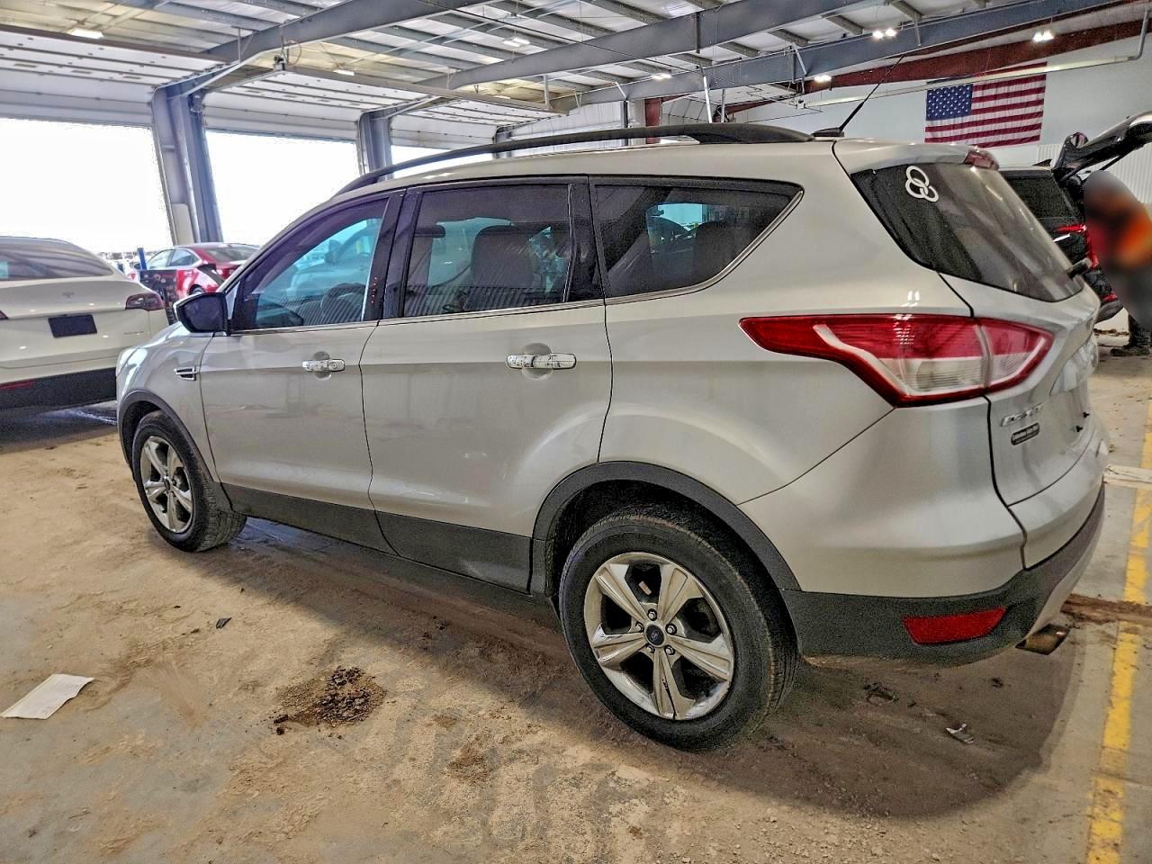 Ford Escape Se Image 12