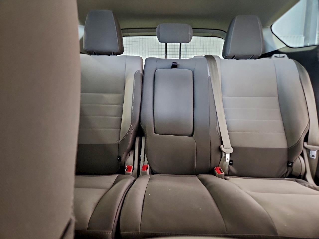 Ford Escape Se Image 9