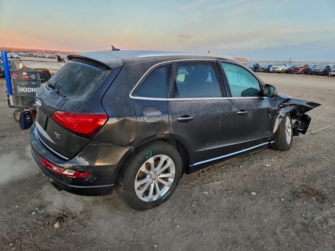 Audi Q5 Premium Plus Image 2