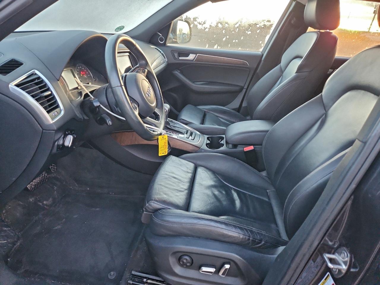 Audi Q5 Premium Plus Image 12