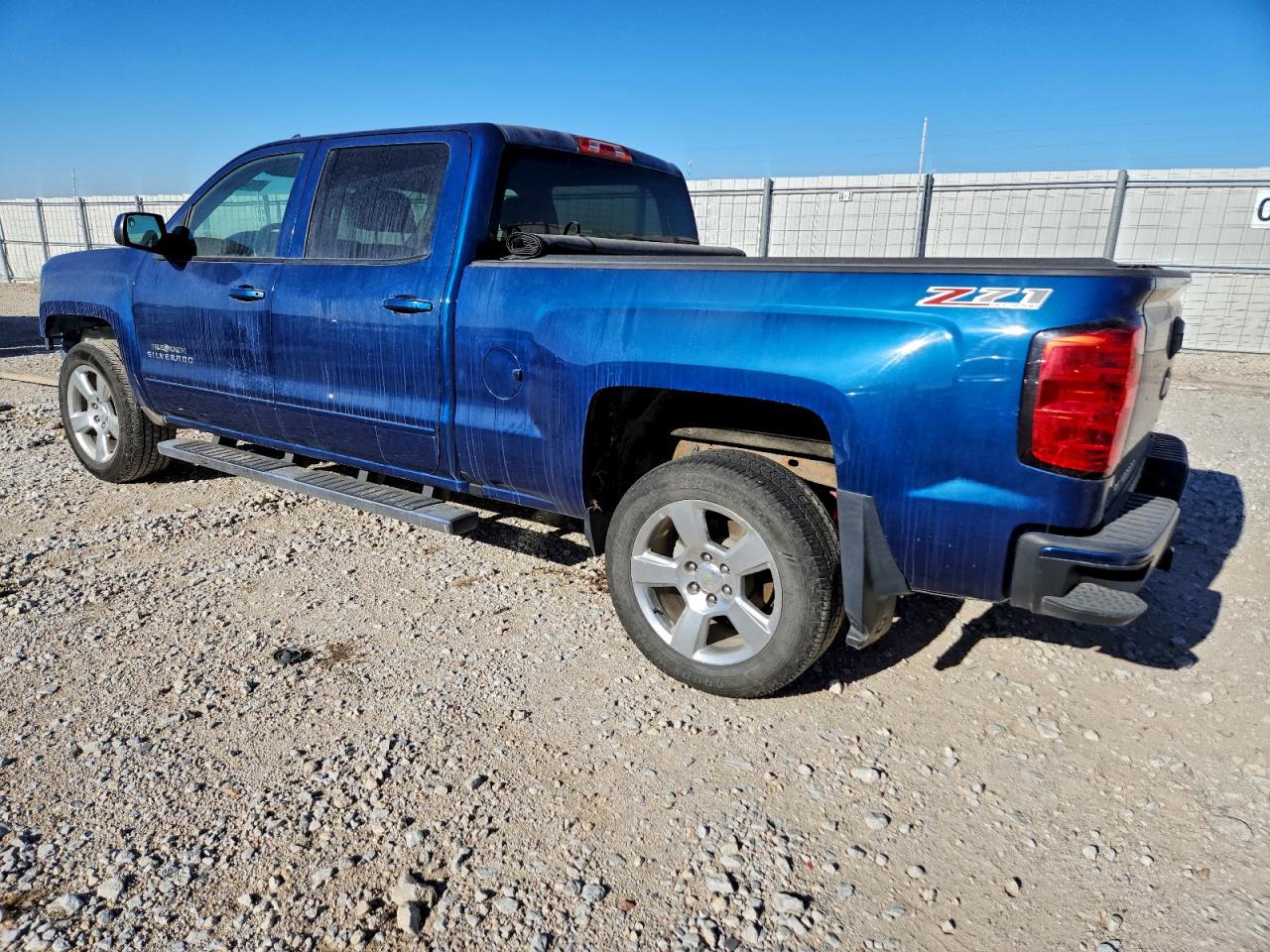 Chevrolet Silverado K1500 Lt Image 2