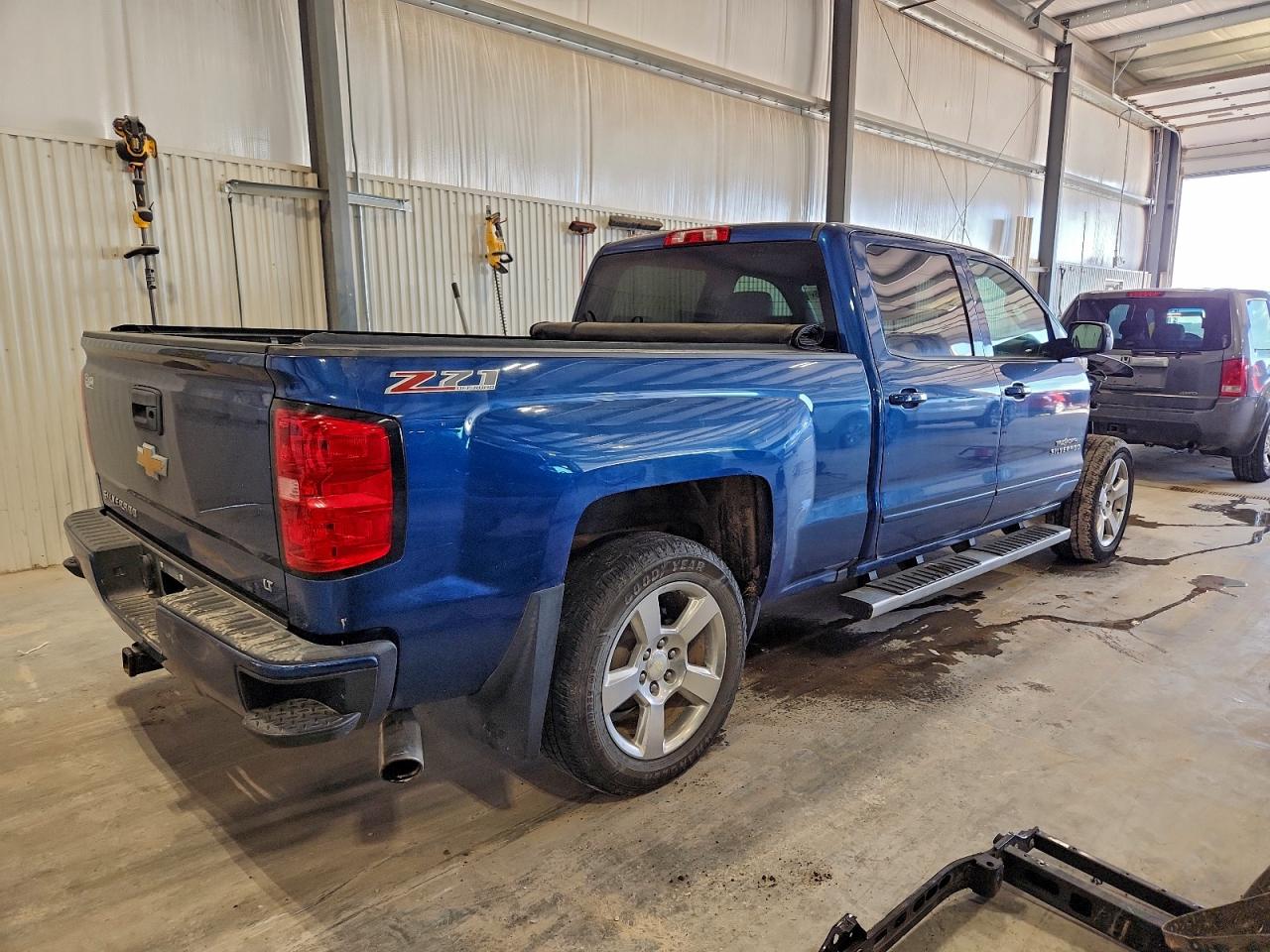 Chevrolet Silverado K1500 Lt Image 3