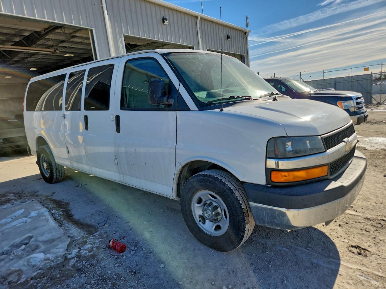 Chevrolet Express Lt Image 12