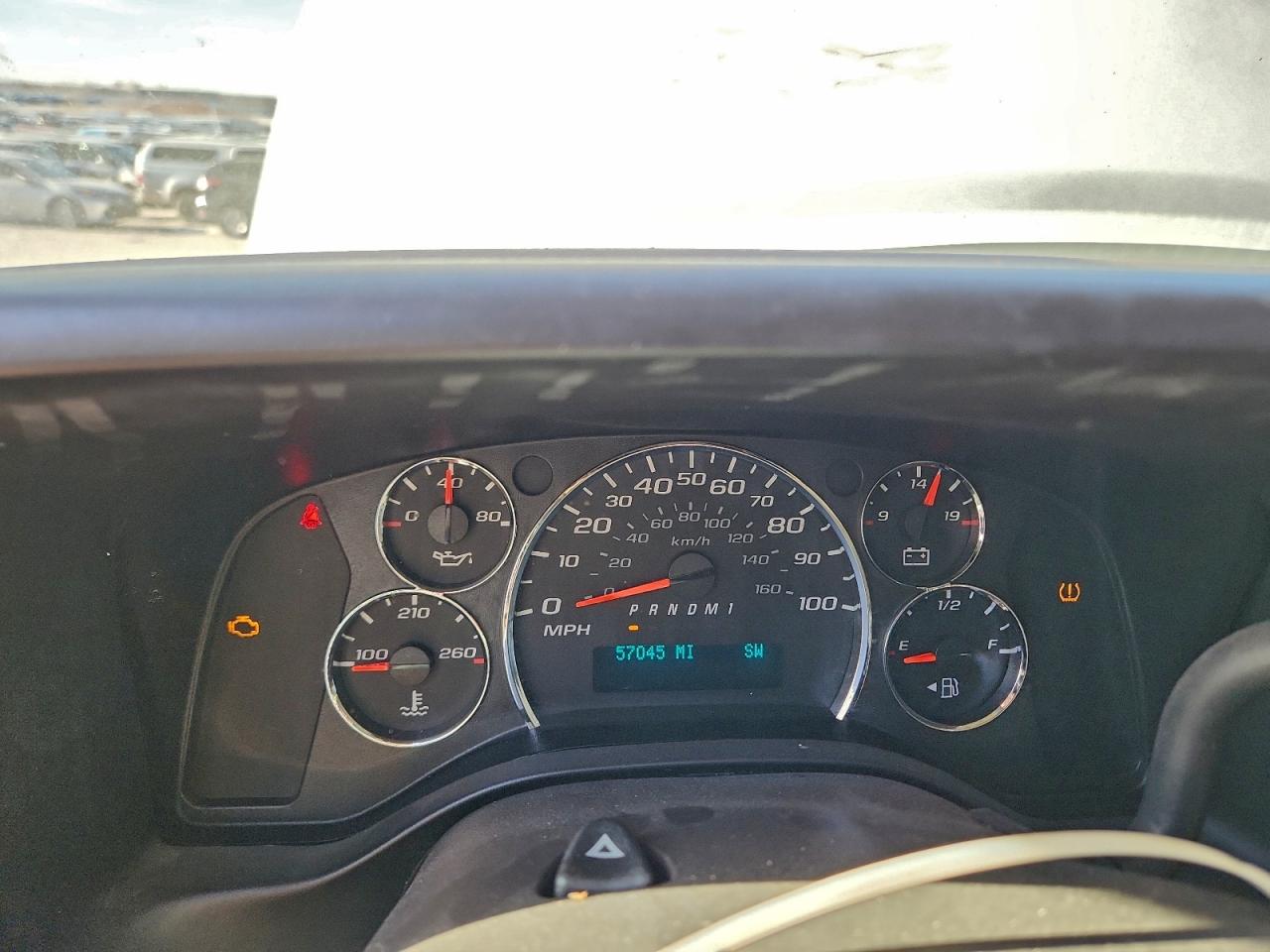 Chevrolet Express Lt Image 9