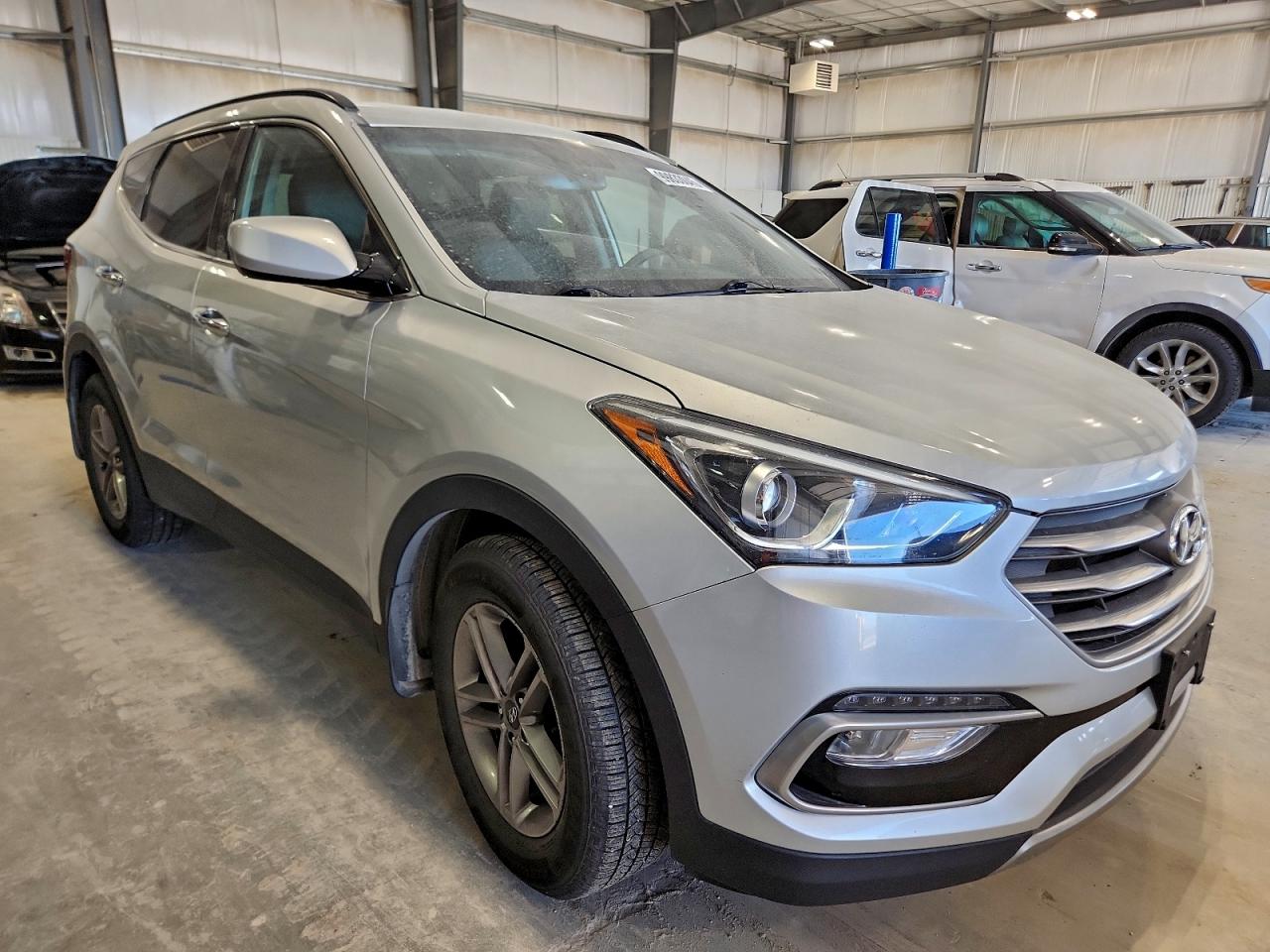 Hyundai SANTA FE Image 6