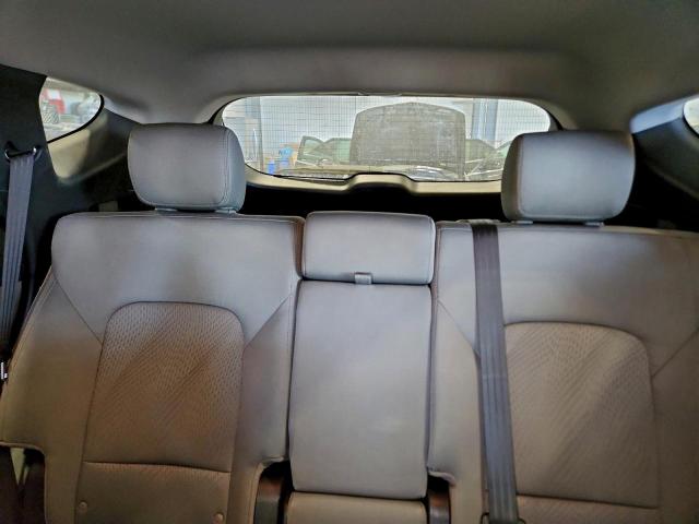 Hyundai SANTA FE Image 12