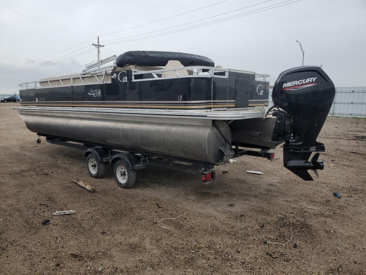 Tahoe Boat W Trl Image 3